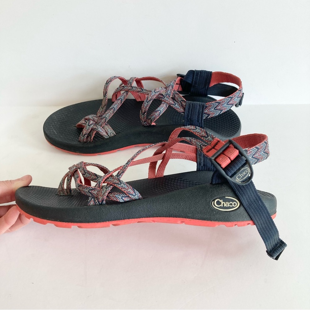 Chaco Classic Hiking Sandal Adjustable Straps Toe Loop Red/Blue Women's 10